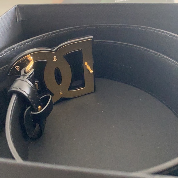 Authentic Dolce and Gabbana black belt. 100% calf leather. - Picture 3 of 4